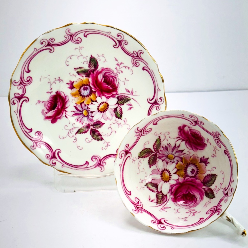 Paragon Double Warrant Tea Cup & Saucer Floral Multi Color England Gold Trim Vtg